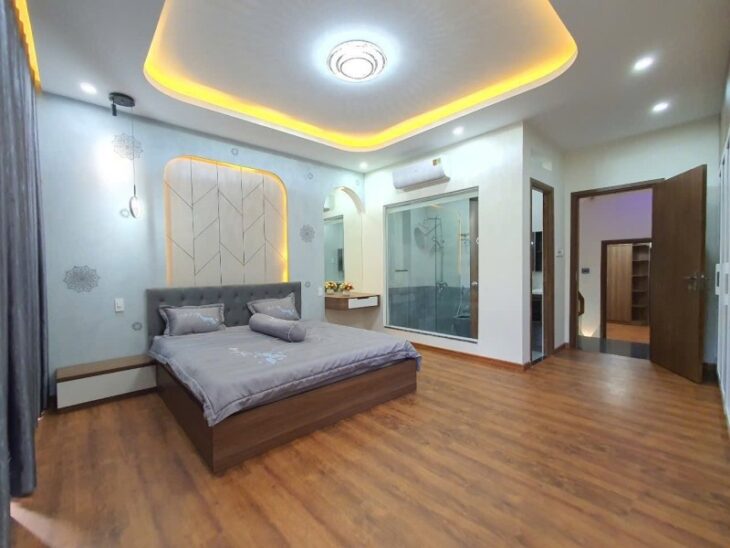 Nhà phố đẹp 3 tầng x 75m2, full nội thất, đường 5m5 cạnh biển Nguyễn Tất Thành, Hòa Minh – Chỉ