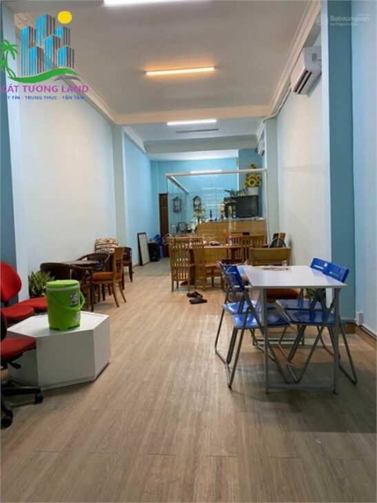 Bán Gấp nhà Mặt tiền Cộng Hòa. 142m2, 4 tầng , Sát Hoàng Hoa Thám, chỉ 24 tỷ