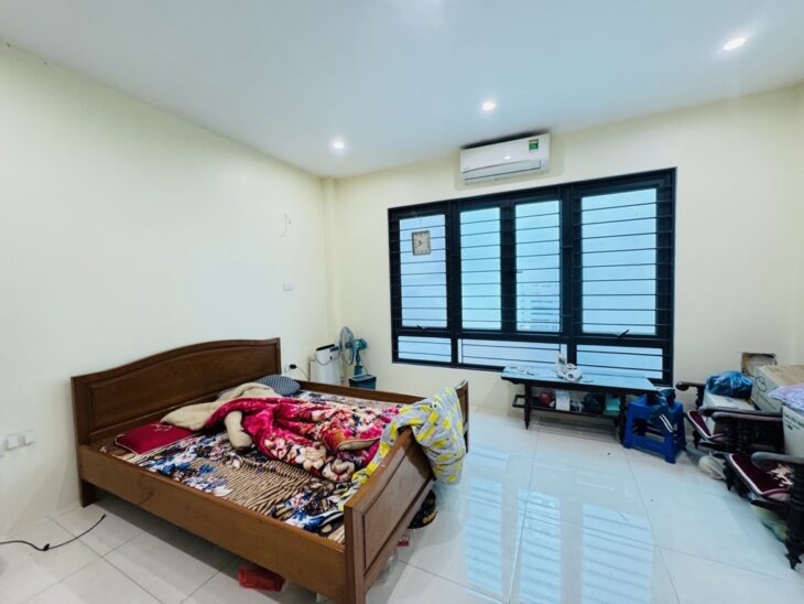 ????NHÀ ĐẸP Ở NGAY – PHỐ ĐỨC GIANG LONG BIÊN- DÂN XÂY – VIEW THOÁNG – Ô TÔ ĐỖ – NGÕ THÔNG – 1 BƯỚC RA