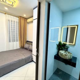 PHÂN LÔ ĐỀN LỪ HOÀNG MAI – Ô TÔ LÙI CỬA – 20 MÉT RA KĐT SẦM UẤT BẬC NHẤT HM.