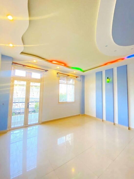 Mặt tiền đường số 105 Trịnh Quang Nghị 5×24 chỉ 9 tỷ 99