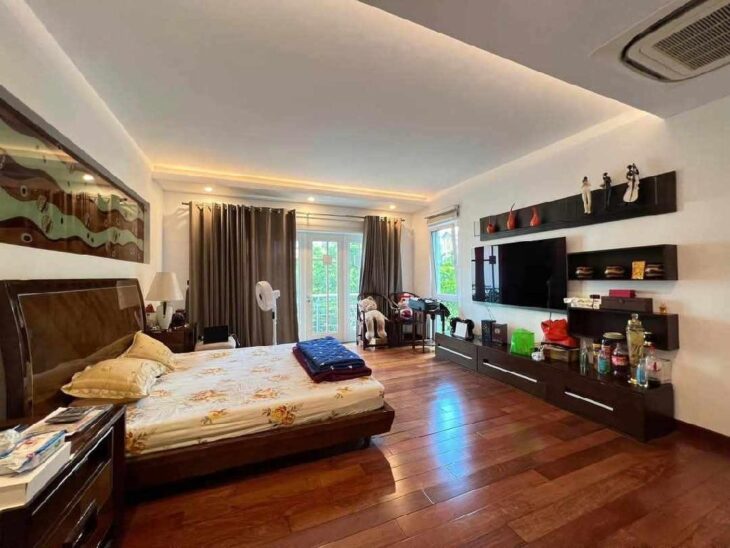 Biệt thự Tây Hồ – ô tô vào nhà – full nội thất xịn – 90m chỉ 24 tỷ