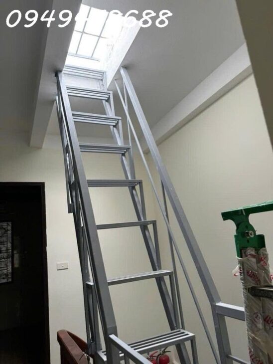 TRẦN CUNG – NHÀ DÂN XÂY – 42M2 -7 TẦNG – 7 PHÒNG KHÉP KÍN – DÒNG TIỀN