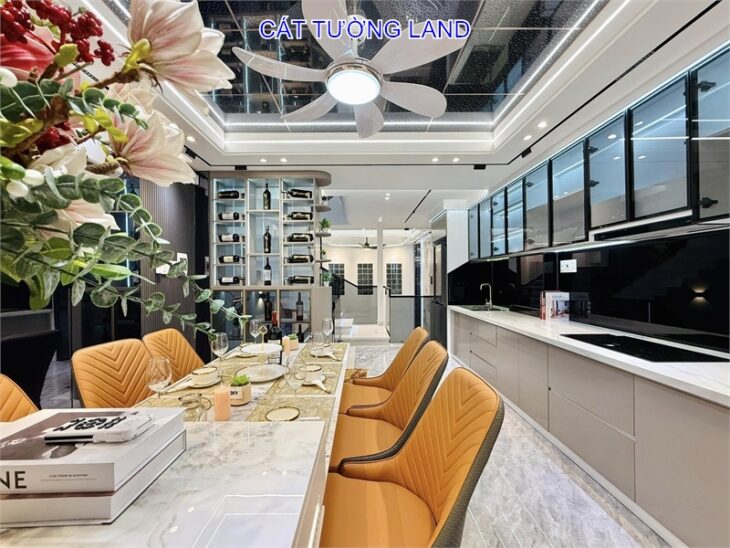 ĐẸP MÊ LI!!! Đường Số 51, Sát Bờ Kênh Tham Lương đang HOT, chỉ 8.99 tỷ