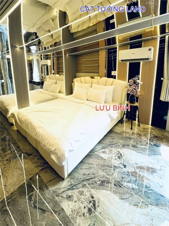 Nhà Cực Đẹp Ni Sư Huỳnh Liên, Tân Bình. 5x11m, 3 Tầng, Tặng Nội Thất, chỉ 4.39 tỷ