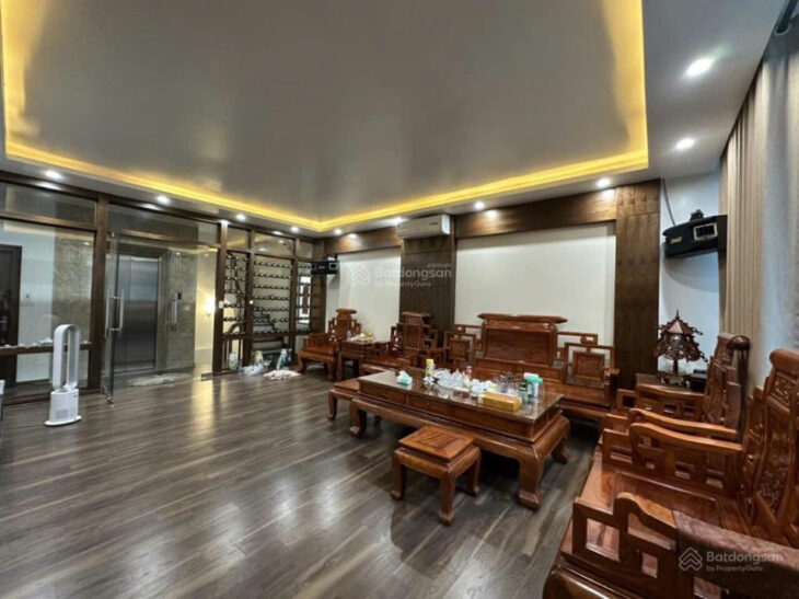 Bán nhà PL Láng Hạ – Đống Đa – 115m x MT 9m – Lô Góc Ô tô tránh Thang máy – Vỉa hè