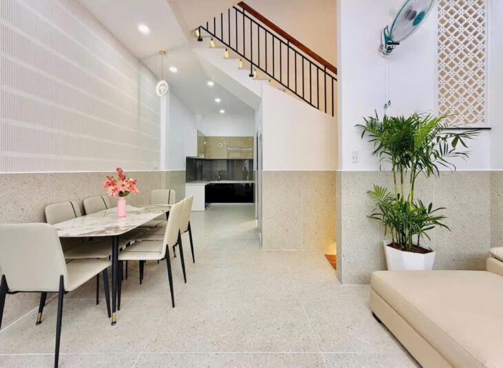 BÁN NHÀ 6 PHÒNG NGỦ, 4 TẦNG, 74M2 TRƯỜNG CHINH, TÂN BÌNH – CHỈ 7.8 TỶ – SỔ HỒNG CHÍNH CHỦ
