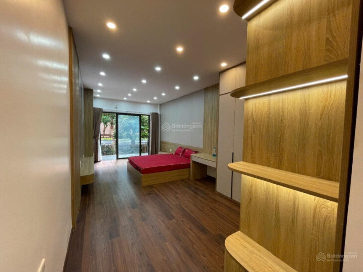 Còn 1 căn duy nhất. 44m2 x 6 tầng, thang máy, ô tô đỗ cửa, Phùng Chí Kiên – Giá: 14.5 tỷ