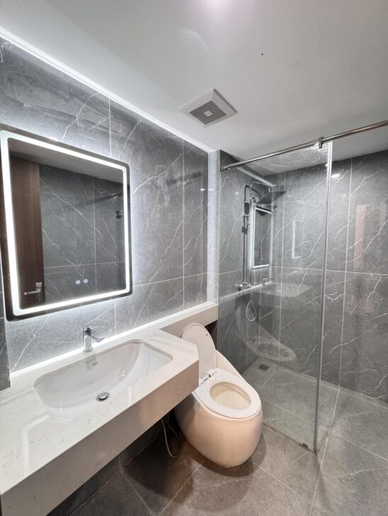 BÁN NHÀ MẶT PHỐ VƯƠNG THỪA VŨ – KINH DOANH SẦM UẤT – 6 TẦNG THANG MÁY – 55m2 – 15.8TỶ