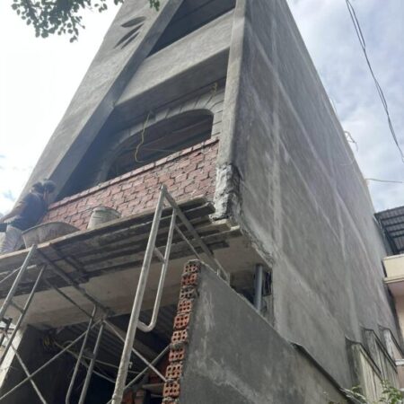 # Nhà 2 mặt Kiệt thẳng 30m ra MT Hải Phòng, Thạch Thang, 58m2, 3 tầng, Hồ Bơi, 5.2 tỷ