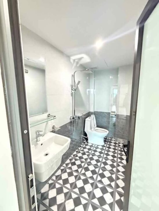 SIÊU PHẨM NAM TỪ LIÊM.MT BỀ THẾ. GARA Ô TÔ. KD ĐỈNH. THANG MÁY 9.2 TỶ THÁCH THỨC THỊ TRƯỜNG