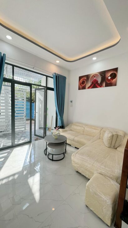 Bán Nhà Mới 2 Tầng Thiết Kế Hiện Đại Tại Mặt Tiền Đường Hòa Trung Vinh Hòa