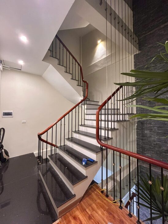 BÁN NHÀ KHUẤT DUY TIẾN THANH XUÂN, GẦN PHỐ PHÂN LÔ OTO ĐỖ CỬA, 52M 5T HAI THOÁNG, 15.X TỶ