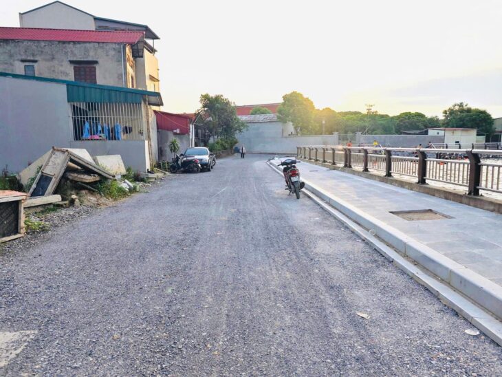 Cần bán 106m View hồ điều hoà Chí Trung, Tân Quang, Văn Lâm Hưng Yên