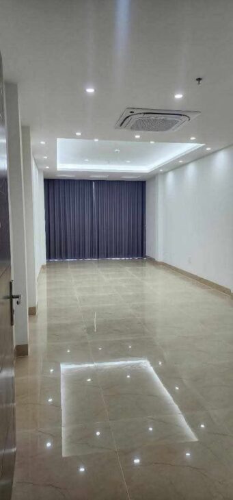 MẶT PHỐ NGUYỄN XUYỂN, 8 TẦNG, THANG MÁY, VỈA HÈ RỘNG: 55M, MT: 4M, GIÁ 38 TỶ