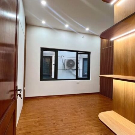 BÁN NHÀ NGỌC LÂM 40M2 * 5 TẦNG * 7.5 TỶ, WIEU HỒ TAI TRÂU, THANG MÁY BÁN NHÀ NGỌC LÂM 40M2 * 5 TẦNG * 7.5 TỶ, WIEU HỒ TAI TRÂU, THANG MÁY