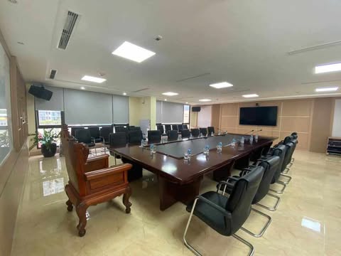 MẶT PHỐ HOÀNG QUỐC VIỆT – TOÀ BUILDING, 2 THOÁNG, THANG MÁY: 299M, 9T, MT: 8M