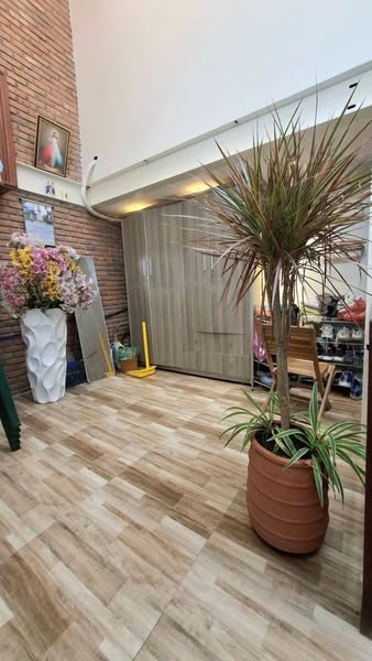 Nhà 3 tầng mặt tiền Vũ Quỳnh vew biển vịnh Đà Nẵng-Giá chỉ 5,45 tỷ.