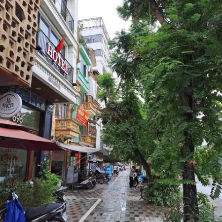 MẶT PHỐ LẠC LONG QUÂN, GẦN LOTTE TÂY HỒ, VỈA HÈ TO, KD ĐỈNH: 125M, 8T, MT: 9.5M