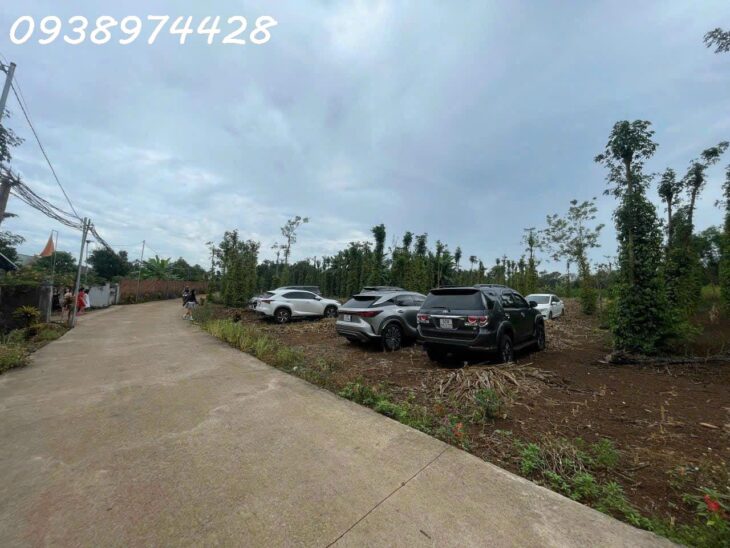 BÁN ĐẤT GÓC 2 MT . XÃ BÀU CẠN . LONG THÀNH . ĐỒNG NAI 0938974428