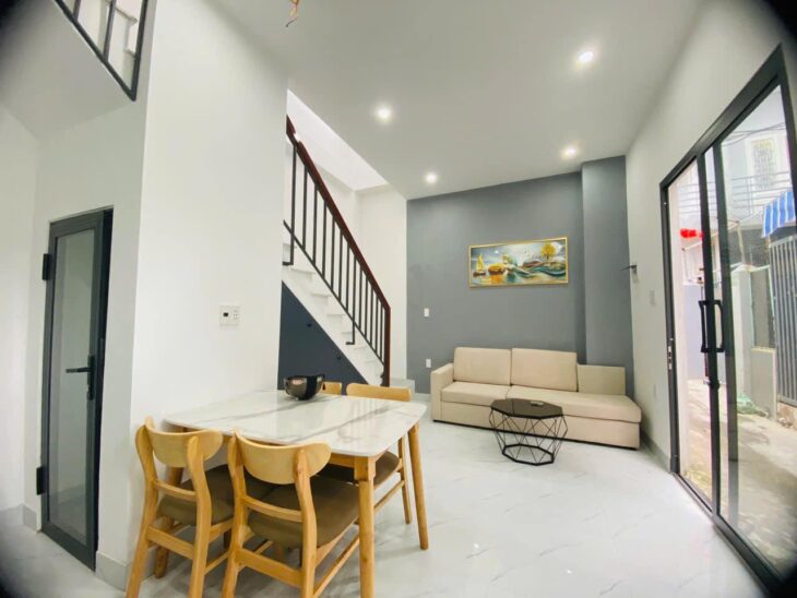# Nhà Góc Kiệt 2.5m Phan Thanh, 42m2, 2 tầng 3PN, đẹp thoáng, 2.7 tỷ