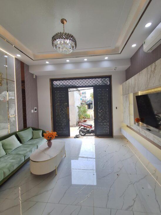 Nhà Phố hiện đại, 4 tầng, 50,7m2, ngay Chợ Phú Xuân, 1627 Huỳnh Tấn Phát, Phú Mỹ, Quận