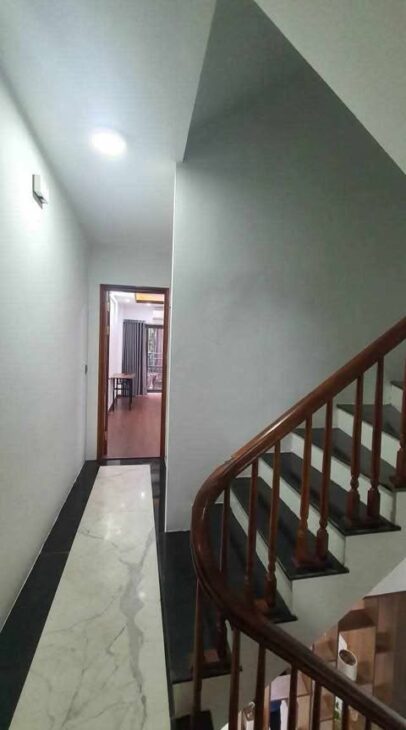 BÁN NHÀ SIÊU ĐẸP 2 THOÁNG, GỐC ĐỀ – HOÀNG MAI, KD: 48M, 5T, MT: 3.8M, GIÁ CHÀO 9.5 TỶ