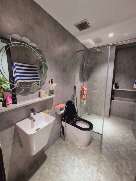 Bán nhà Mặt Phố Quan Nhân 84m2/ 5T Thang máy, MT 5m 33 Tỷ, QH ổn định, KD đỉnh