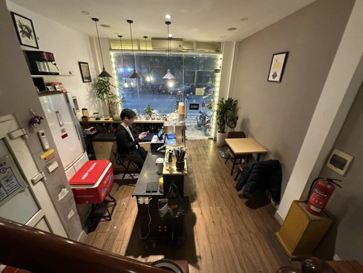 NHỎ MÀ CÓ VÕ-Mặt Phố Trần Quốc Hoàn 25m/4Tầng/MT 4.1m 12 Tỷ, Sổ đỏ vuông