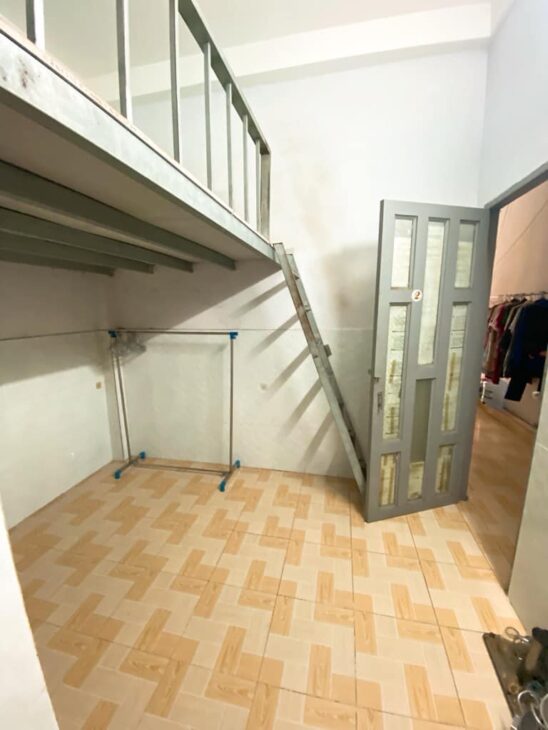 Nhà 4 tầng, hẻm xe hơi, thu nhập 300triệu/Năm, mặt tiền hẻm kinh doanh, 90m2, Chuyên Dùng Chính,