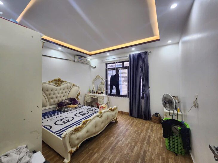 Bán nhà phân lô Vĩnh Niệm, 47m 5 tầng, độc lập, đường 12m, Giá 5.5 tỉ