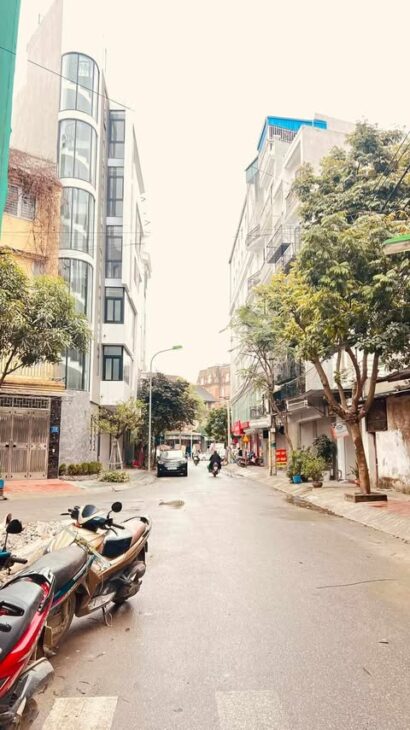 NHÀ MỚI TINH, MẶT PHỐ YÊN XÁ – THANH TRÌ, KD, ÔTÔ TRÁNH 55M, 8T, MT: 8.1M, GIÁ 18.3 TỶ