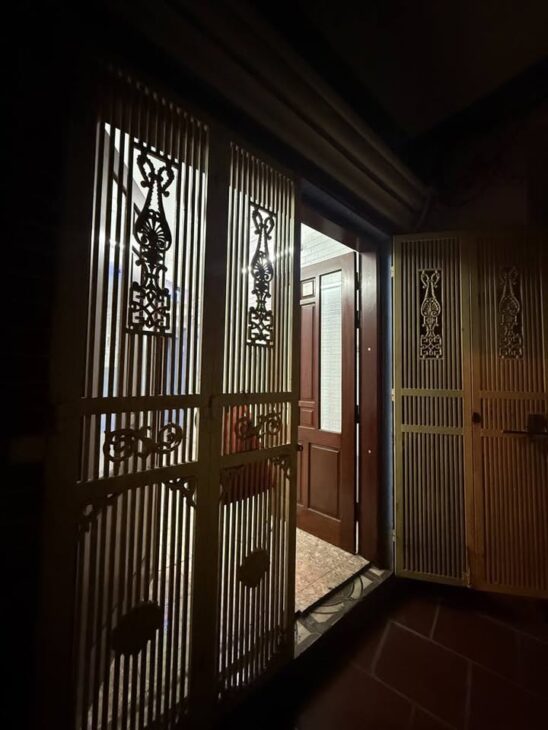 SIÊU HIẾM HOT- BÁN NHÀ NGUYỄN VĂN CỪ – LONG BIÊN-NHÀ DÂN XÂY- GẦN Ô TÔ- NGÕ THÔNG THOÁNG VĨNH VIỄN.