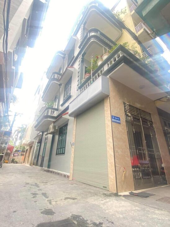BÁN NHÀ NGUYỄN HOÀNG TÔN – LÔ GÓC 3 THOÁNG, Ô TÔ TRÁNH, KHU QUÂN ĐỘI – SÁT CIPUTRA – 16.9 TỶ