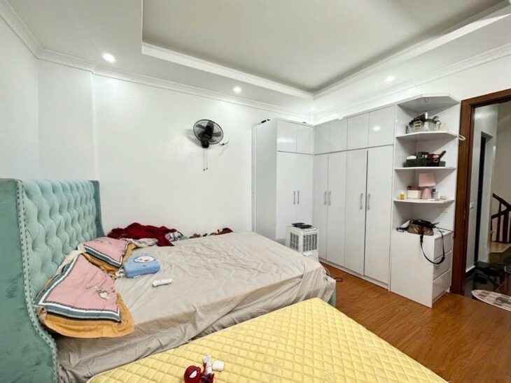 BÁN NHÀ ĐỊNH CÔNG THƯỢNG, HOÀNG MAI, 2 THOÁNG,VÀI BƯỚC Ô TÔ, 44M2, 8.55 TỶ(CTL)