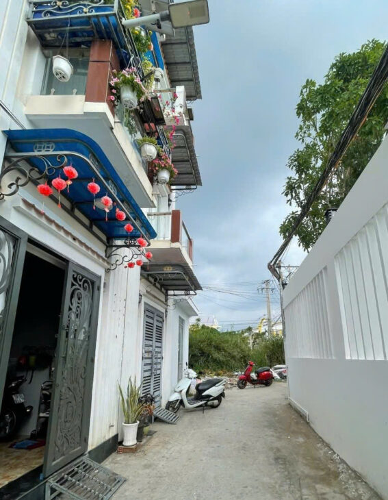 SỞ HỮU NHÀ ĐẸP CHÍNH CHỦ – GIÁ Tốt – Vị Trí Tại : Khu Phố Phước Thuận – Thị Trấn Cần Giuộc – Tỉnh