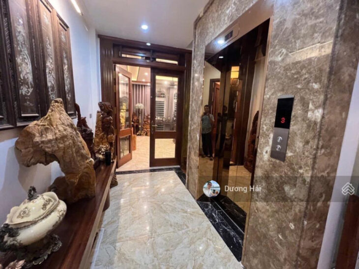 Bán nhà Mặt Phố Trần Quốc Hoàn – Cầu Giấy – 70m MT 6m – Nhà Sẵn Kinh Doanh – Văn Phòng