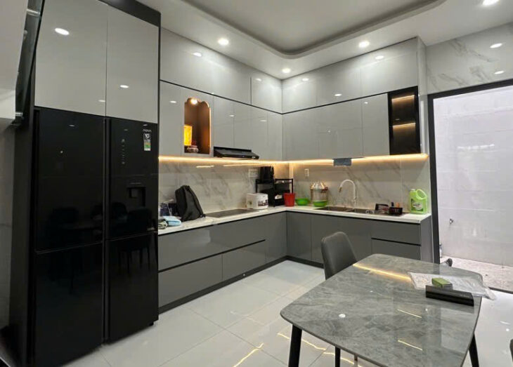 NHÀ ĐẸP – GIÁ TỐT – Vị Trí Tại : Đường Hòa Hưng – Quận 10 – Hồ Chí Minh