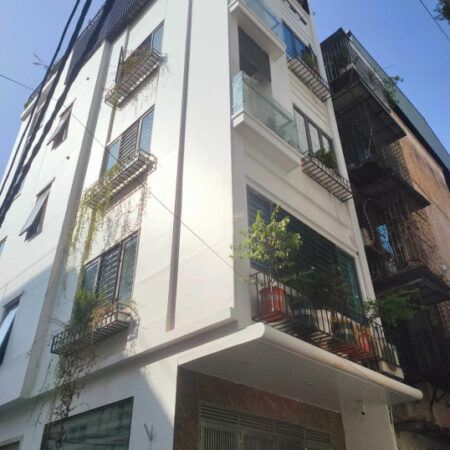 Bán nhà Phạm Văn Đồng, 65m2, 5tầng, phân lô, lô góc 3 mặt ngõ ôtô tránh – 19tỷ Bán nhà Phạm Văn Đồng, 65m2, 5tầng, phân lô, lô góc 3 mặt ngõ ôtô tránh – 19tỷ