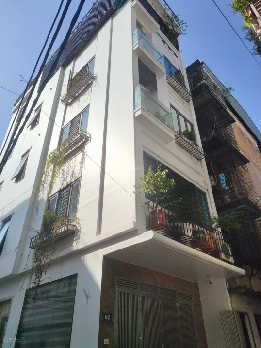 Bán nhà Phạm Văn Đồng, 65m2, 5tầng, phân lô, lô góc 3 mặt ngõ ôtô tránh – 19tỷ