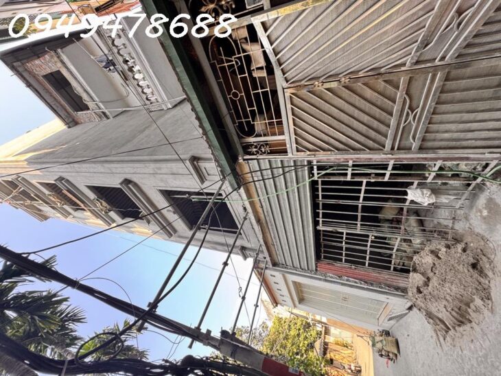 BÁN NHÀ 5 TẦNG – THANH MÁY – Ô TÔ ĐỖ CỬA – 10M RA MẶT ĐƯỜNG CHÍNH – GẦN CÔNG VIÊN HÒA BÌNH.