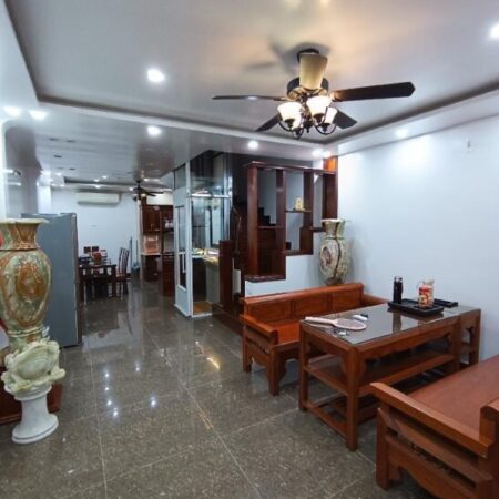 Bán nhà phố Nguyễn Khang 51m2 – 6 tầng, gara ô tô, thang máy, giá 12.5 tỷ