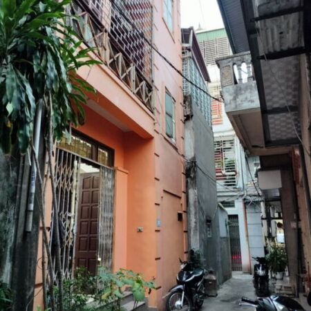 NHÀ ĐẸP DÂN XÂY PHỐ NGÔ GIA TỰ- LON BIÊN, 50M2,3 TẦNG,MẶT TIỀN 6.6 M,6.5 TỶ. LONG BIÊN. NHÀ ĐẸP DÂN XÂY PHỐ NGÔ GIA TỰ- LON BIÊN, 50M2,3 TẦNG,MẶT TIỀN 6.6 M,6.5 TỶ. LONG BIÊN.