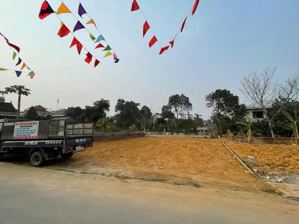 ĐẤT ĐẸP – GIÁ TỐT – Vị Trí Đắc Địa Tại Thôn 3 Xã Phú Cát , Huyện Quốc Oai, Thành phố Hà Nội