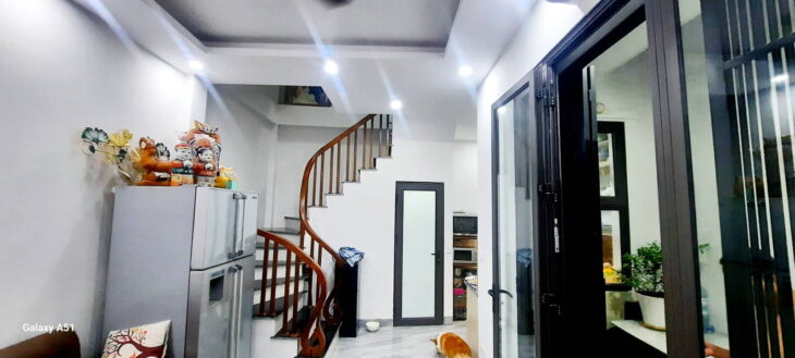 BÁN NHÀ RIÊNG PHỐ ĐÀM QUANG TRUNG- LONG BIÊN,45/30 M2, 5 TẦNG, 5.65 TỶ.