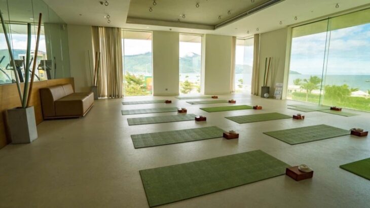 Căn hộ Duplex 2 tầng -Fusion Suites Đà Nẵng beach-View trực diện biển Mỹ Khê.-Giá chỉ 7,7 tỷ