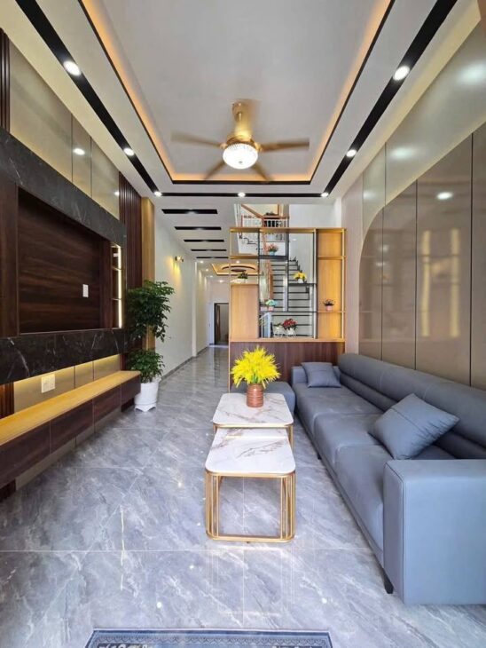 NHÀ 3 TẦNG MỚI ĐẸP – 140M² – KIỆT RỘNG 6M HOÀNG VĂN THÁI, TT LIÊN CHIỂU – CHỈ 3.8 TỶ