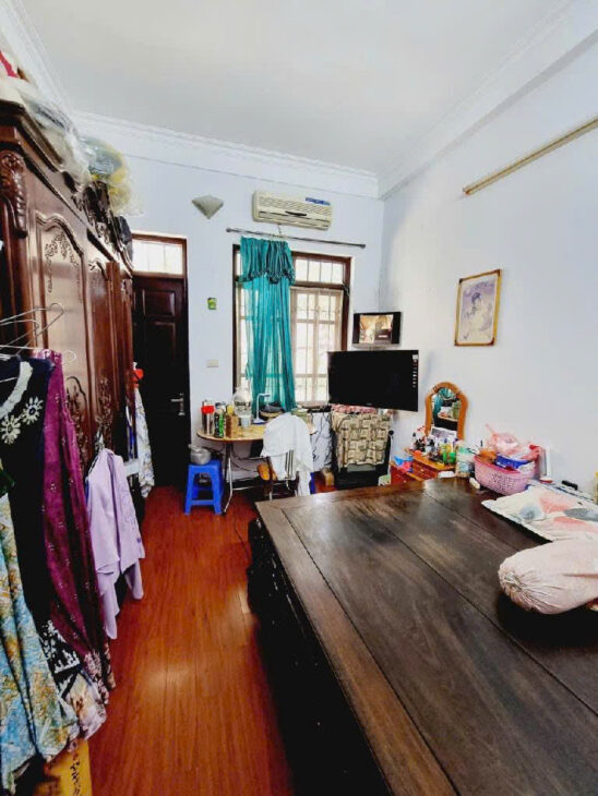 Đỉnh quá! Bán nhà QUAN NHÂN – CỰ LỘC, 38m2, chỉ 5,8 tỷ, Ngõ nông, Thông các ngả, Nhà đẹp, Sát