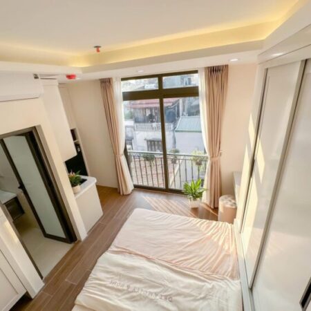 Bán nhà cực xịn phố Hoàng Hoa Thám 50m2, 6T thang máy, MT4.9m lô góc KD 50tr/tháng