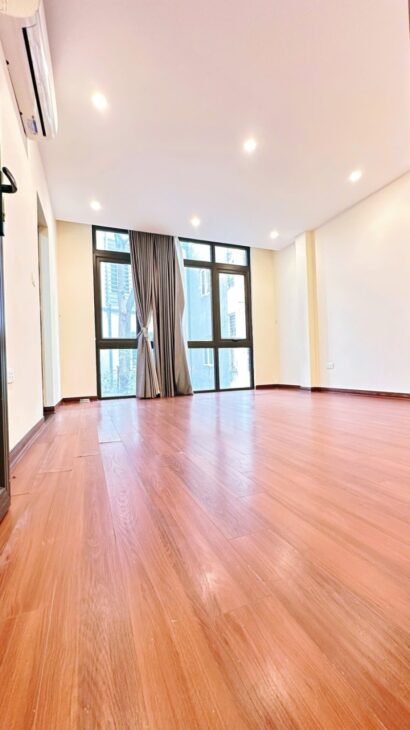 Rẻ lắm rồi! Mỹ Đình 58m2 Gần phố, Gần Oto tránh, Mặt tiền rộng, chỉ 11 tỷ